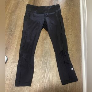 Cropped Lulu Leggings. Black, Size 6